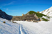 Schronisko w Dolinie Pięciu Stawów Polskich  - Tatry Polskie