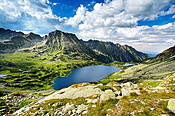 Wielki Staw w Dolinie Pięciu Stawów z drogi na Szpiglasową Przełęcz - Tatry Polskie